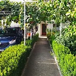 Terrace & View * Brist