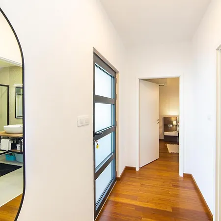 Terrace & View * بريست